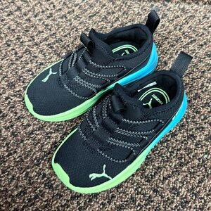 Toddler Puma Tennis Shoes